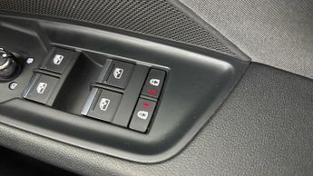 AUDI A3 1.0 TFSI 30 Sport Sportback 5dr Petrol S Tronic Euro 6 (s/s) (11