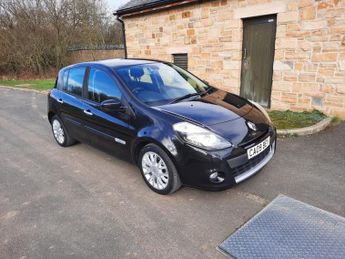 Renault Clio 1.2 16V Dynamique 5dr