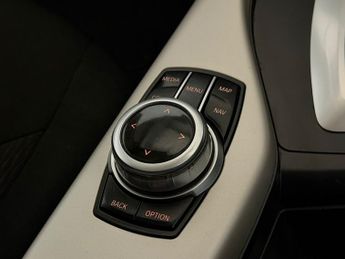 BMW 1 SERIES 116d SE Business 5dr [Nav/Servotronic] Step Auto