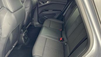 AUDI Q4 E-TRON 40 S line Sportback 5dr Electric Auto 82kWh (204 ps)