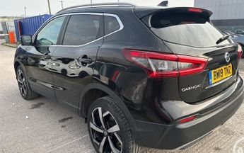 Nissan Qashqai 1.5 dCi Tekna 5dr ++ PANROOF / BOSE / NAV / CAMERA / 6 SERVICES 