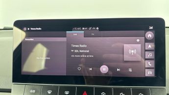 MG MG4 64kWh Trophy Long Range Hatchback 5dr Electric Auto (203 ps)