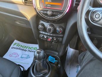 MINI HATCH 1.5 Cooper D II 3dr