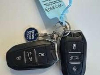 PEUGEOT 3008 1.5 BlueHDi GT Line Premium 5dr Auto ++ PANROOF / NAV / CAMERA /