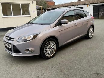 FORD FOCUS 1.6 125 Zetec 5dr