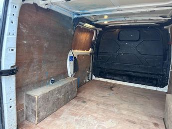 FORD TRANSIT CUSTOM 2.2 TDCi 290 Panel Van 5dr Diesel Manual L1 H1 (186 g/km, 98 bhp