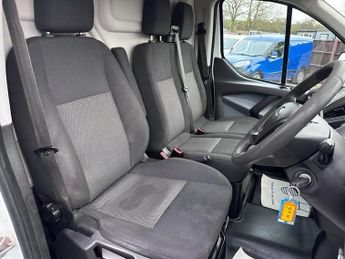 FORD TRANSIT CUSTOM 2.2 TDCi 290 Panel Van 5dr Diesel Manual L1 H1 (186 g/km, 98 bhp