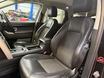 LAND ROVER DISCOVERY SPORT 2.0 TD4 180 SE Tech 5dr Auto