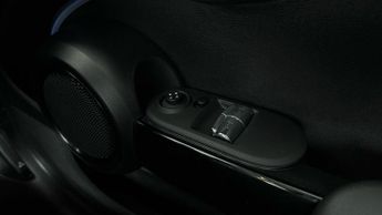 MINI ELECTRIC HATCH Cooper SE 32.6kWh Level 1 Hatchback 3dr Electric Auto (184 ps)