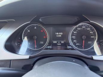 AUDI A4 2.0 TDI 143 SE 4dr Multitronic