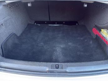 AUDI A4 2.0 TDI 143 SE 4dr Multitronic