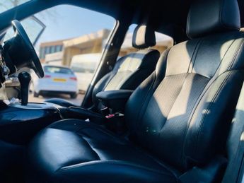 NISSAN JUKE 1.6 Tekna 5dr Xtronic