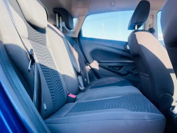 FORD FIESTA 1.0 EcoBoost Zetec 5dr