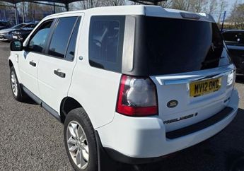 LAND ROVER FREELANDER 2 2.2 TD4 XS 5dr Auto ++ DAB / BLUETOOTH / HALF LEATHER ++