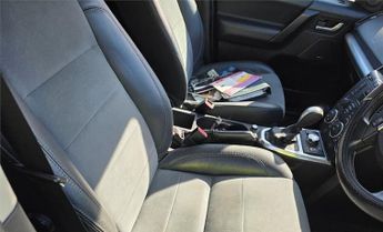 LAND ROVER FREELANDER 2 2.2 TD4 XS 5dr 4WD Auto ++ DAB / BLUETOOTH / HALF LEATHER ++