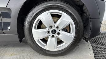 MINI CLUBMAN 1.5 Cooper Classic Estate 6dr Petrol Steptronic Euro 6 (s/s) (13