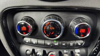 MINI CLUBMAN 1.5 Cooper Classic Estate 6dr Petrol Steptronic Euro 6 (s/s) (13