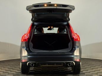 VOLVO XC60 D4 [190] R DESIGN Nav 5dr AWD Geartronic