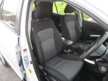 SUZUKI SX4 S-CROSS 1.6 SZ3 5dr New MOT included.