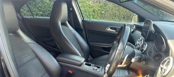 MERCEDES-BENZ A-CLASS A200d AMG Line Premium 5dr Auto + NIGHT PK / NAV / CAMERA / 20 T