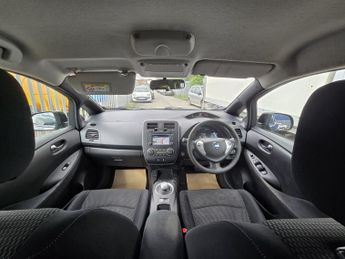 NISSAN LEAF 24kWh Visia+ Hatchback 5dr Electric Auto (107 bhp)