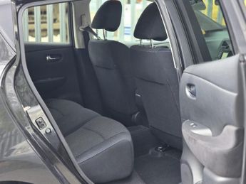 NISSAN LEAF 24kWh Visia+ Hatchback 5dr Electric Auto (107 bhp)