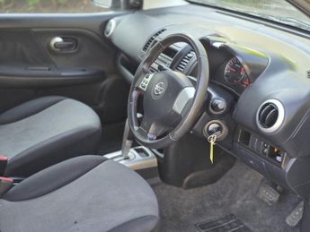 NISSAN NOTE 1.6 16V Visia Hatchback 5dr Petrol Auto Euro 4 (110 ps)