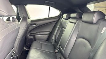 LEXUS UX 300e 54.3kWh SUV 5dr Electric Auto (204 ps)