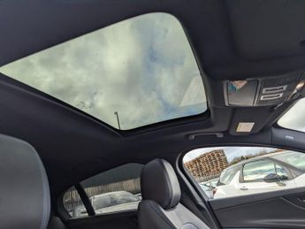 JAGUAR XE 2.0d [180] R-Sport 4dr Auto