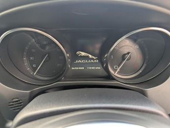 JAGUAR XE 2.0d [180] R-Sport 4dr Auto