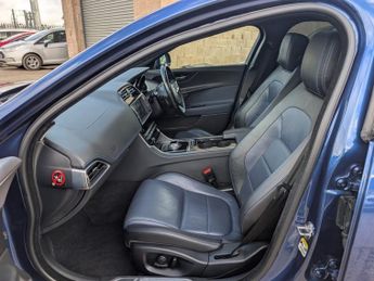 JAGUAR XE 2.0d [180] R-Sport 4dr Auto