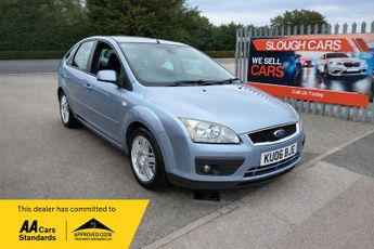 Ford Focus 1.6 Ghia 5dr