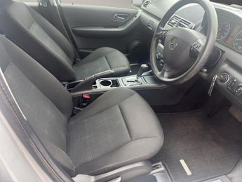 MERCEDES-BENZ A-CLASS A160 Classic SE 5dr CVT Auto