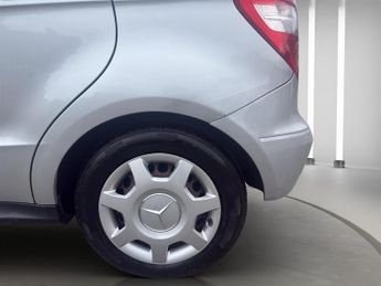 MERCEDES-BENZ A-CLASS A160 Classic SE 5dr CVT Auto