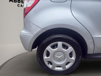 MERCEDES-BENZ A-CLASS A160 Classic SE 5dr CVT Auto