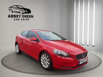 VOLVO V40 D2 120] SE Lux Nav 5dr