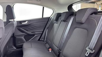 FORD FOCUS 1.5T EcoBoost Titanium Hatchback 5dr Petrol Auto Euro 6 (s/s) (1