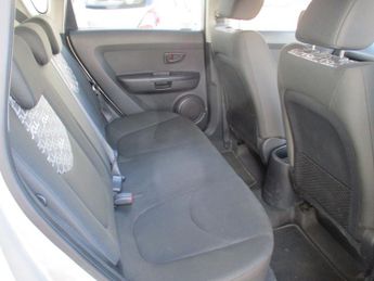 KIA SOUL 1.6 2 5dr