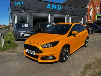 Ford Focus 2.0T EcoBoost ST-3 5dr