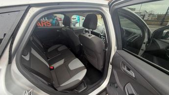 FORD FOCUS 1.6 TDCi 115 Zetec 5dr
