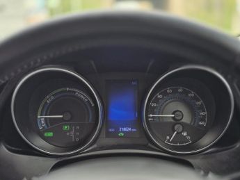 TOYOTA AURIS 1.8 Hybrid Business Edition 5dr CVT