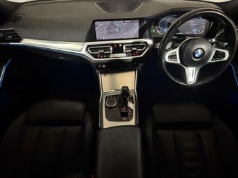 BMW 3 SERIES 330e M Sport 4dr Step Auto