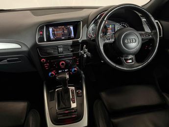 AUDI Q5 2.0 TDI Quattro S Line 5dr S Tronic