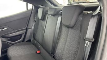 VAUXHALL MOKKA ELECTRIC 50kWh SE Premium SUV 5dr Electric Auto (136 ps)