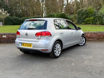 VOLKSWAGEN GOLF 1.6 TDi 105 BlueMotion Tech Match 5dr