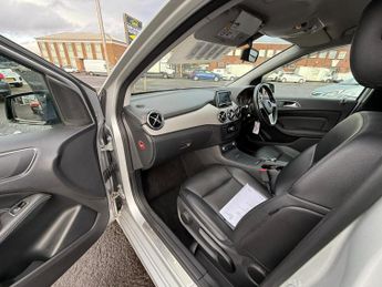MERCEDES-BENZ B CLASS B200 CDI BlueEFFICIENCY Sport 5dr Auto