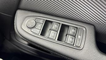 RENAULT CLIO 1.6 E-TECH E-Tech engineered Hatchback 5dr Petrol Hybrid Auto Eu