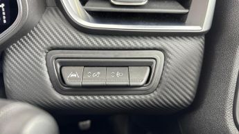 RENAULT CLIO 1.6 E-TECH E-Tech engineered Hatchback 5dr Petrol Hybrid Auto Eu