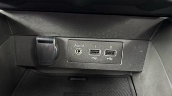 RENAULT CLIO 1.6 E-TECH E-Tech engineered Hatchback 5dr Petrol Hybrid Auto Eu