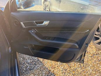 AUDI A6 S6 FSI Quattro 4dr Tip Auto